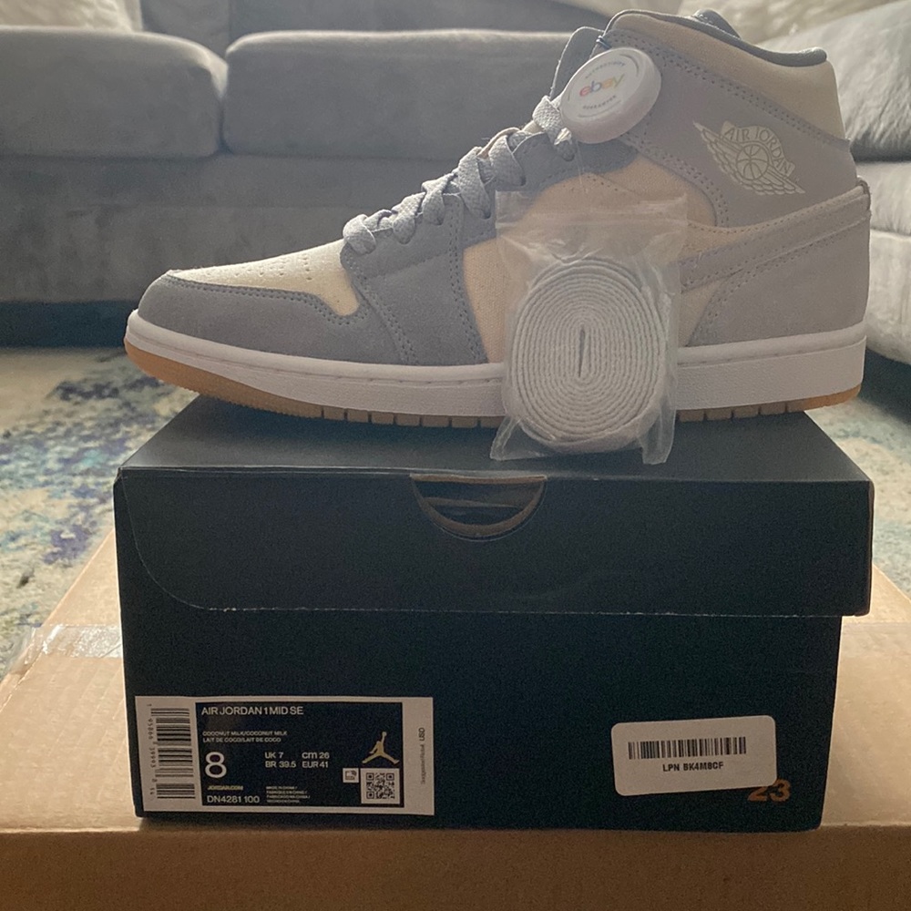 Nike - Air Jordan 1 Mid SE. Coconut / Milk. Authenticity Guarantee.